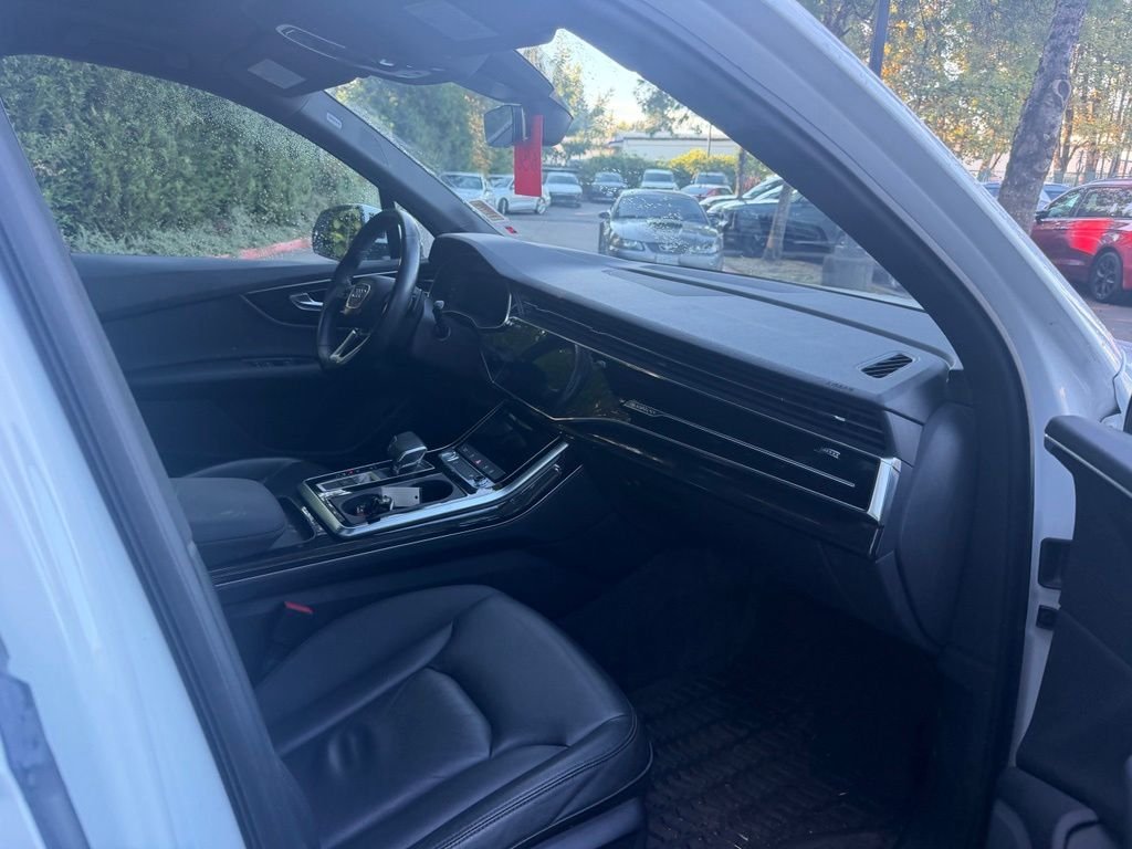 Used 2020 Glacier White Audi 55 Premium Plus image 17