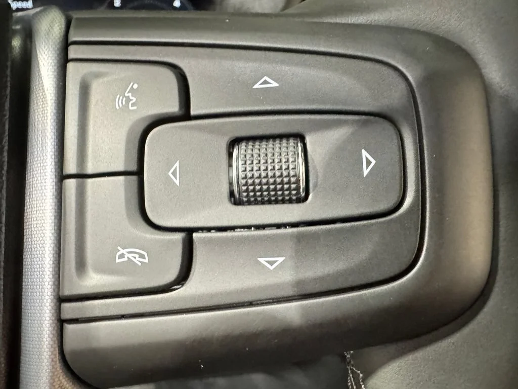 New 2026 Summit White GMC SLE image 14