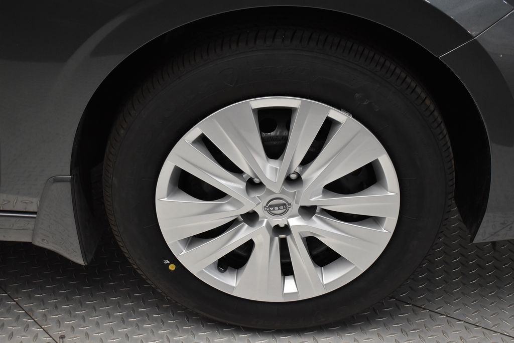 2025 Nissan Sentra S - Photo 34