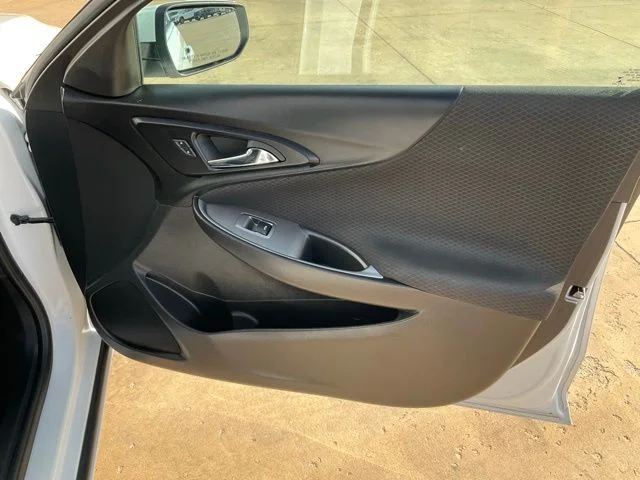 Used 2024 White Chevrolet LT image 35