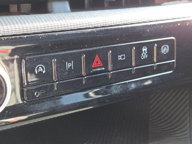 Used 2025 Black Metallic Ford  image 36