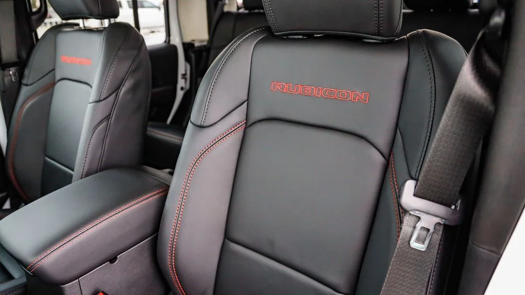 New 2026 White Jeep Rubicon image 29