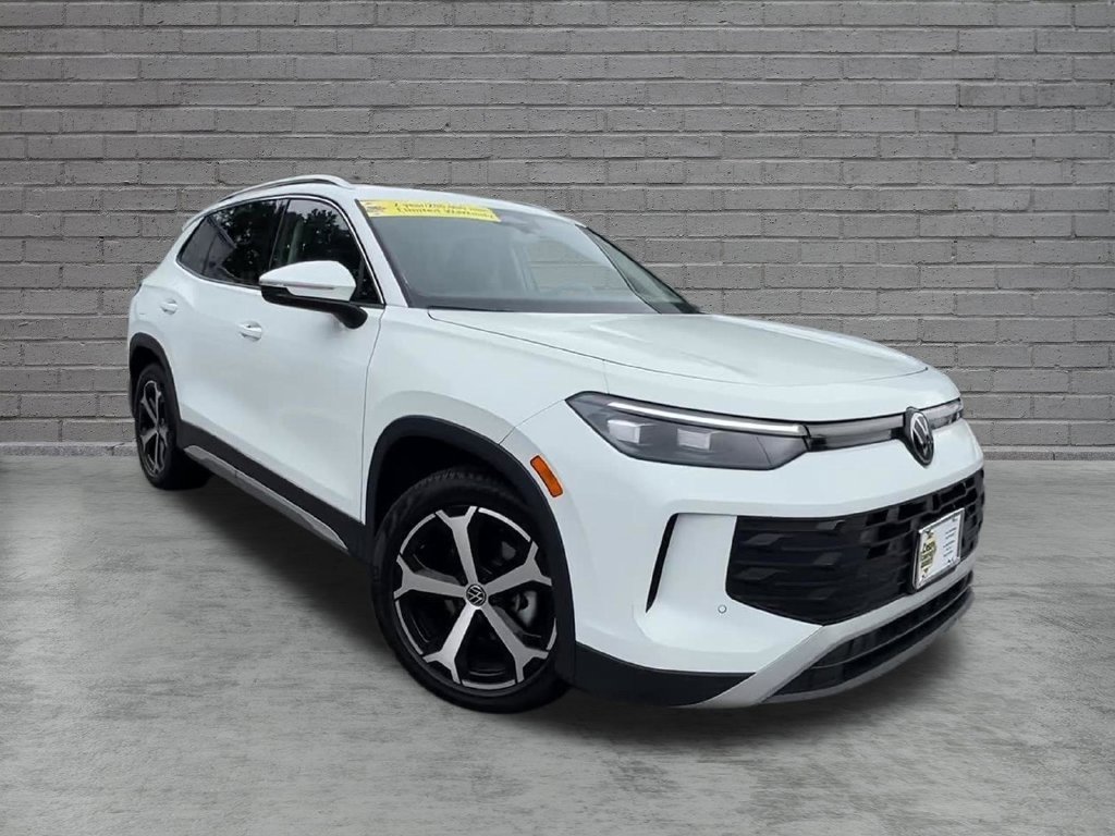 Certified Used 2026 Pure White Volkswagen SE image 13