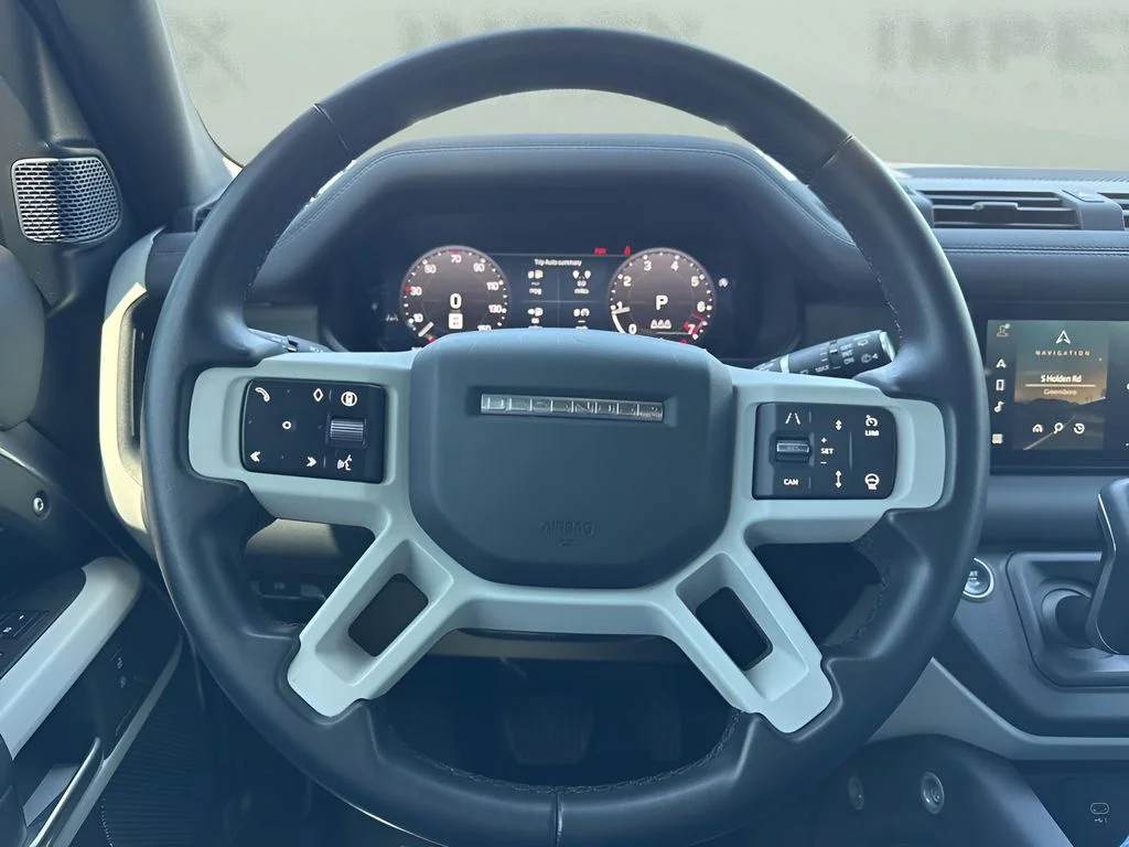 Used 2024 Silver Land Rover S image 14