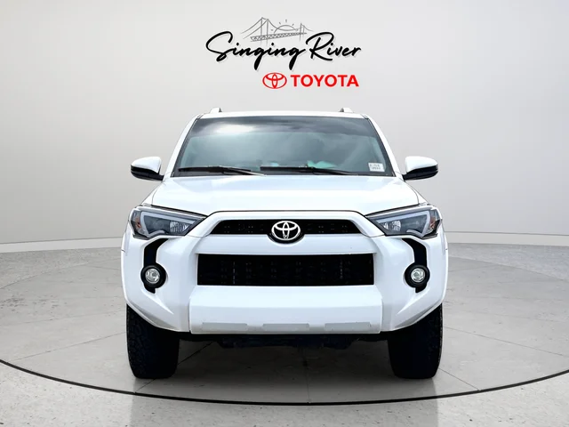 Used 2016 White Toyota SR5 image 2
