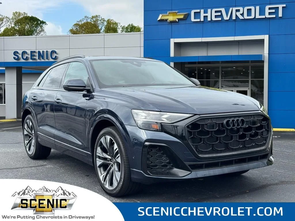 2024 Audi Q8 55 Prestige Tiptonic quattro's photo