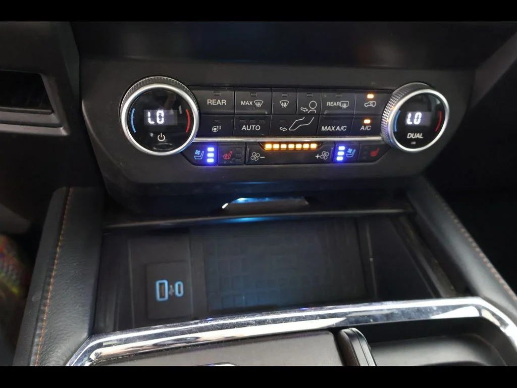 Used 2021 White Ford King Ranch image 19