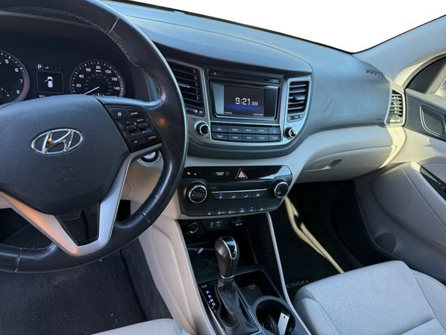 Used 2017 Silver Hyundai Sport image 10