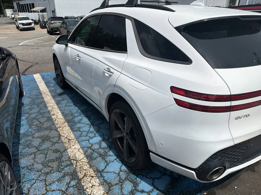 Used 2023 White Genesis 3.5T Sport image 3