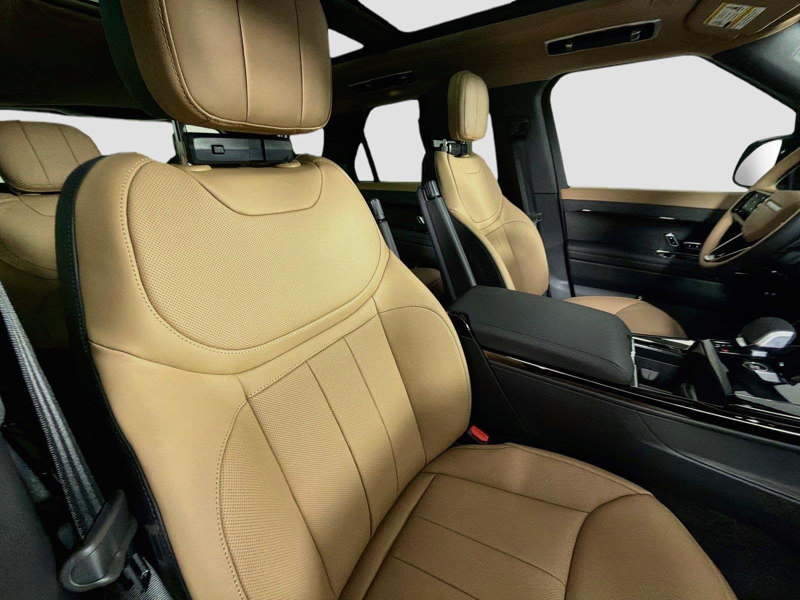 New 2027 Varesine Blue Land Rover Dynamic SE image 28