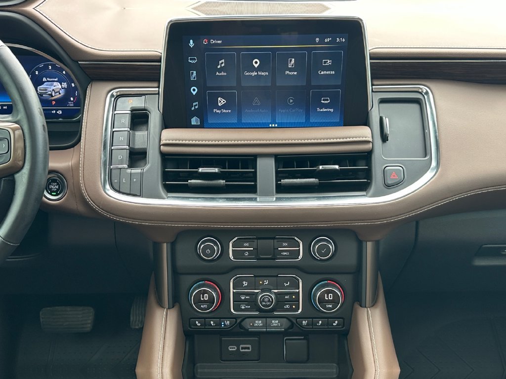 Used 2024 Beige Chevrolet High Country image 11