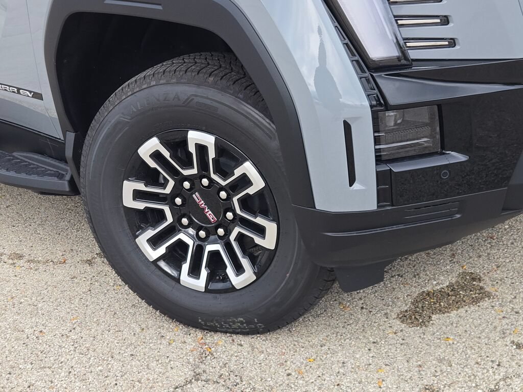 2026 GMC Sierra EV Elevation - Photo 13
