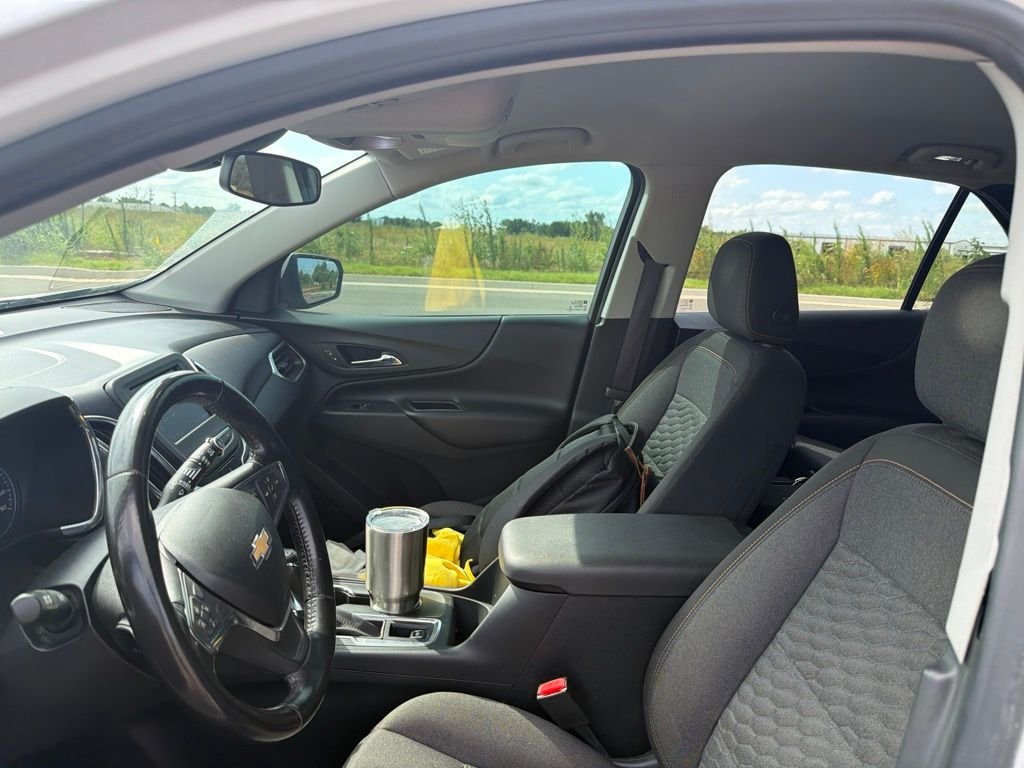 Used 2019 Iridescent Pearl Tricoat Chevrolet LT image 12