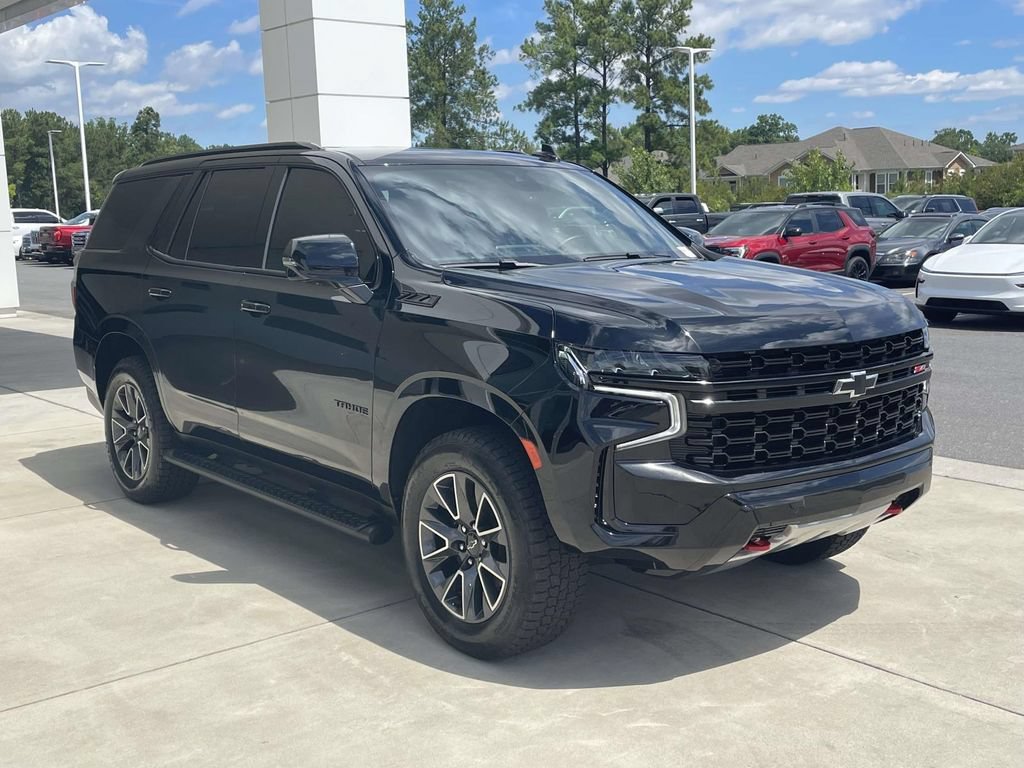 Used 2023 Black Chevrolet Z71 image 4