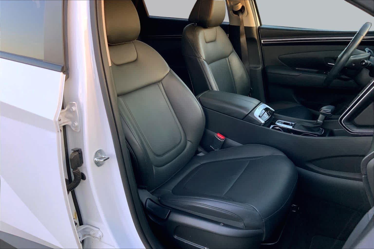 Used 2023 Serenity White Pearl Hyundai SEL image 15