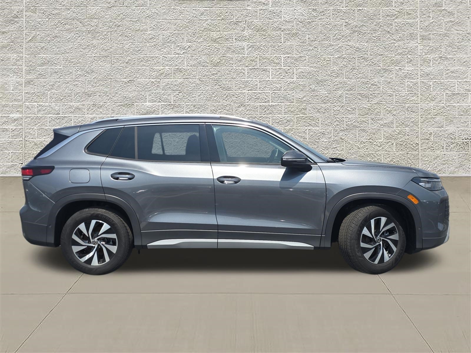 New 2026 Platinum Gray Metallic Volkswagen S image 8