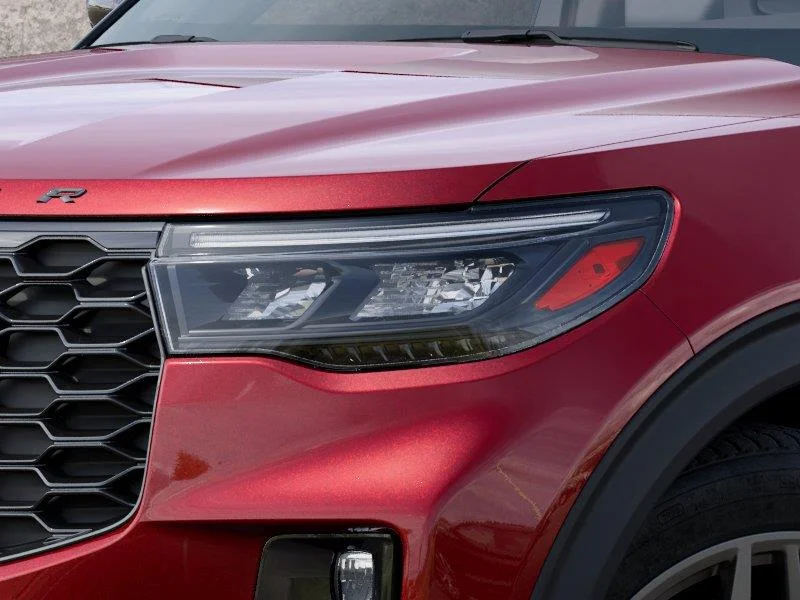New 2027 Ruby Red Metallic Tinted Clearcoat Ford ST-Line image 9