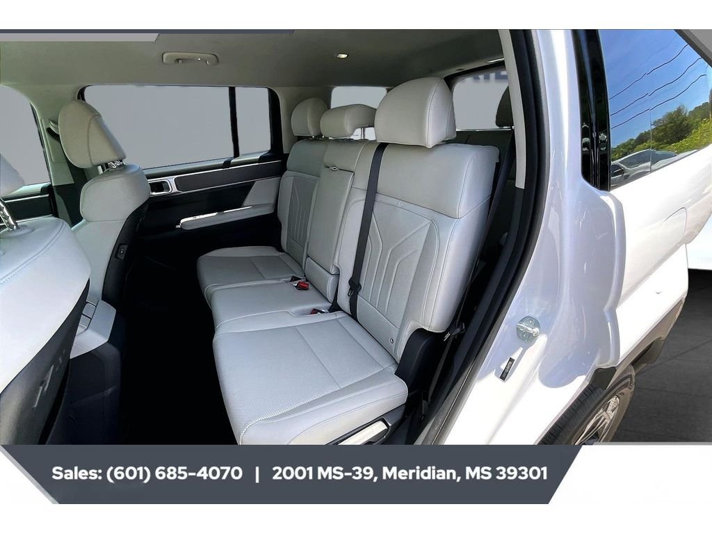 2025 Hyundai Santa Fe SEL - Photo 19