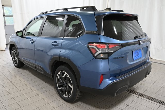 2025 Subaru Forester Limited photo 4