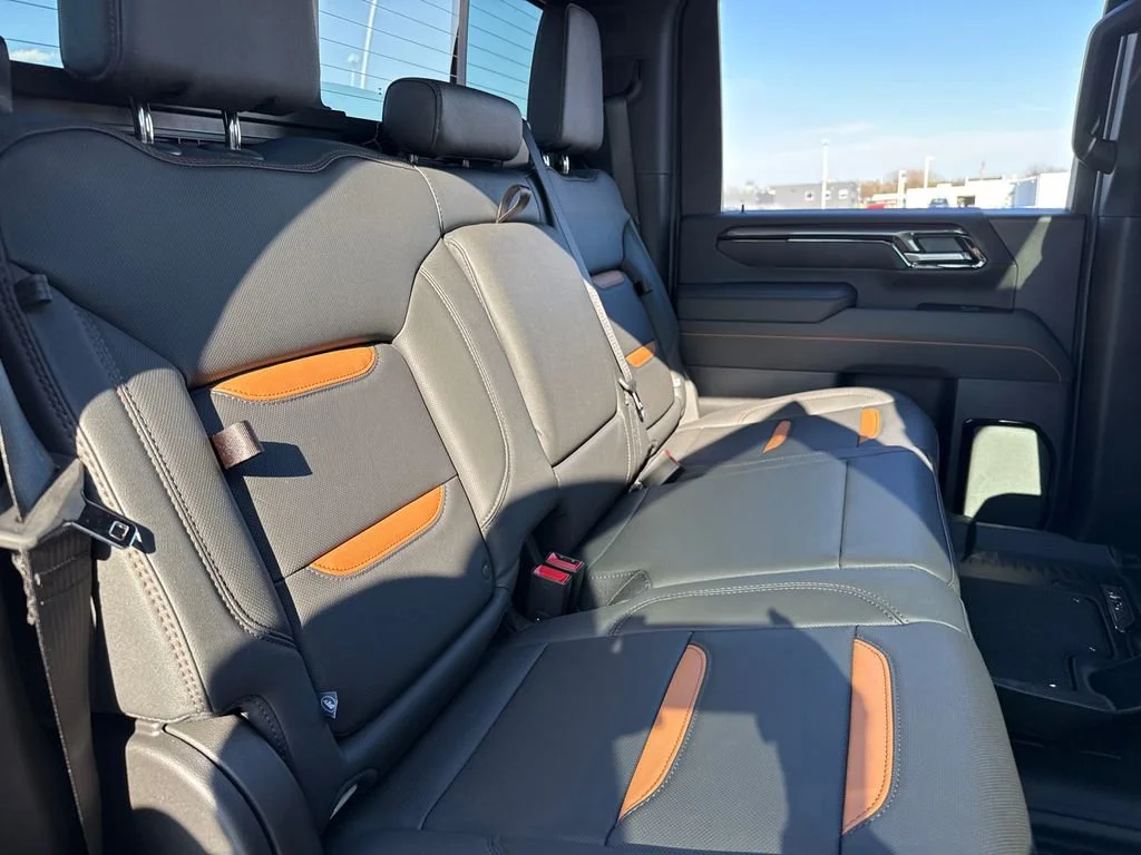 2026 GMC Sierra 2500HD AT4 - Photo 38
