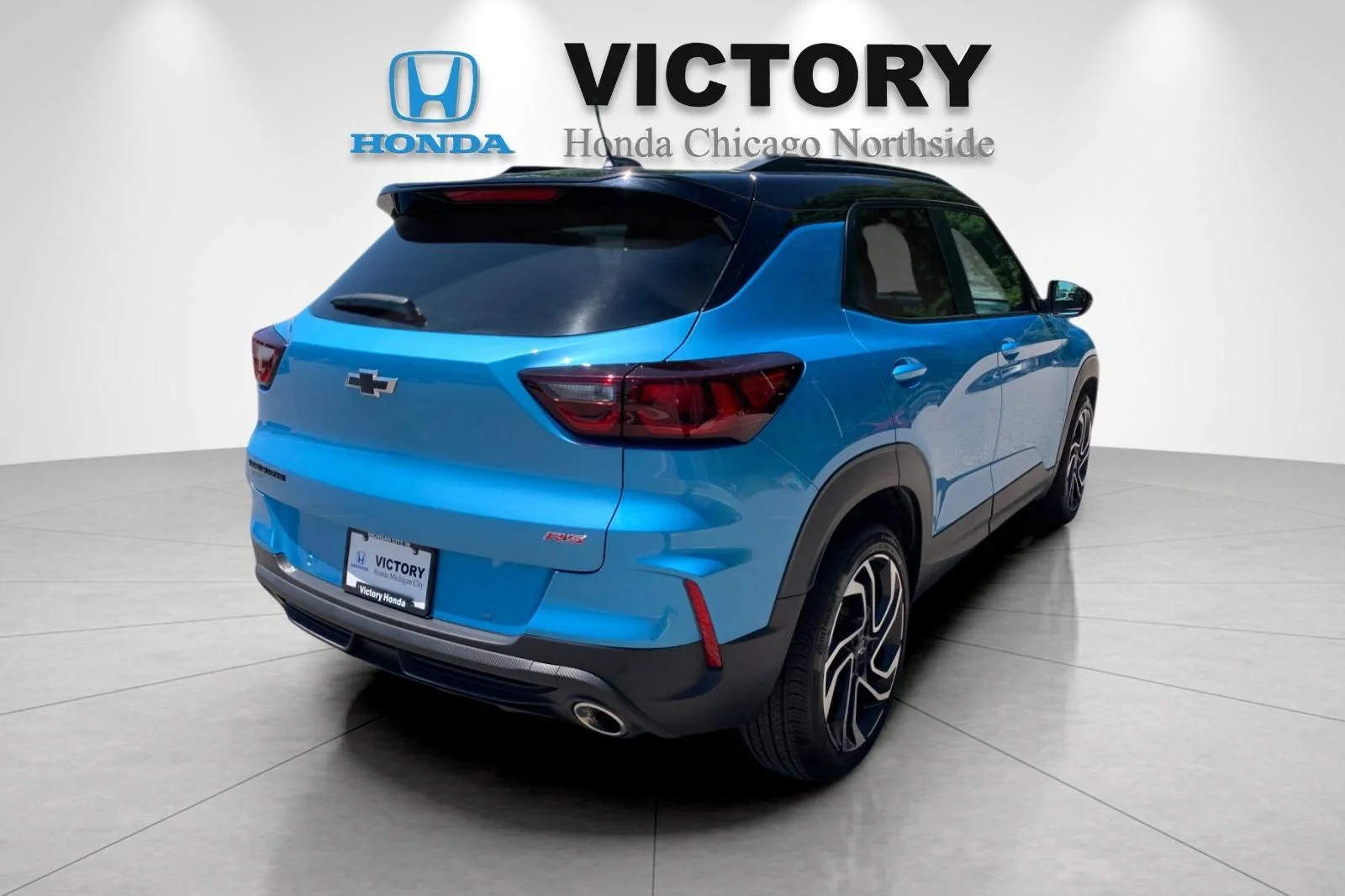 Used 2025 Marina Blue Chevrolet RS image 5