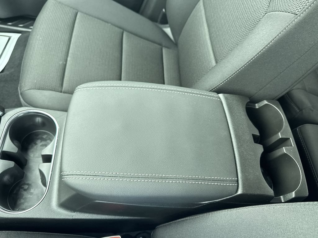New 2026 Summit White GMC Elevation image 27