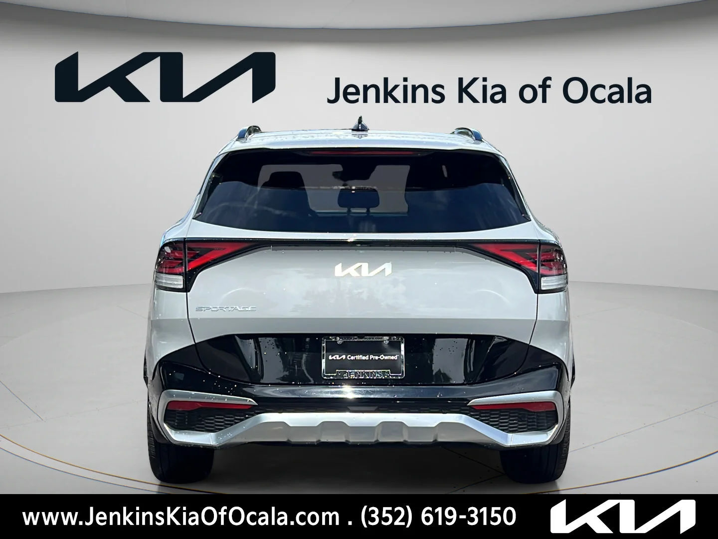 Used 2023 Wolf Gray Kia SX-Prestige image 4