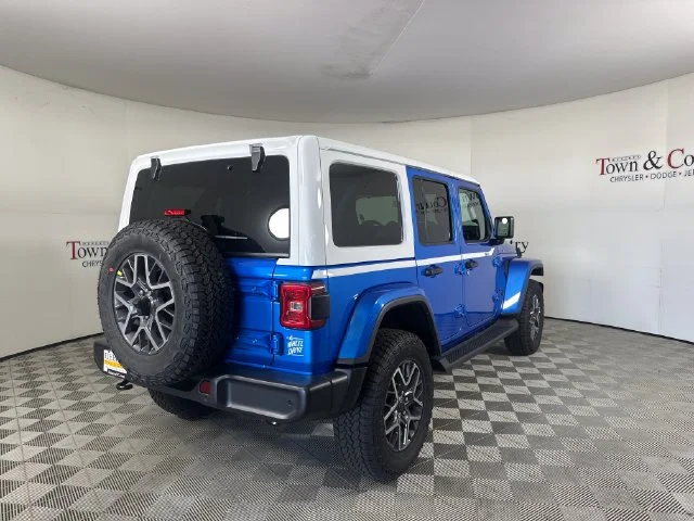New 2026 Hydro Blue Pearl-Coat Exterior Paint Jeep Sahara image 7
