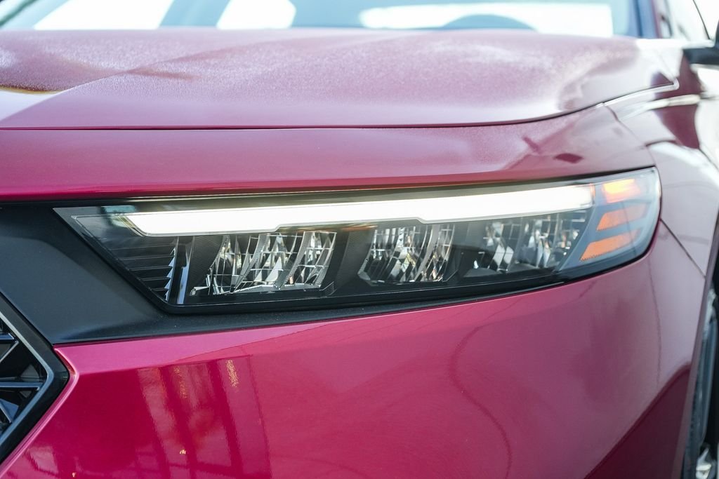 New 2026 Radiant Red Metallic Honda SE image 4