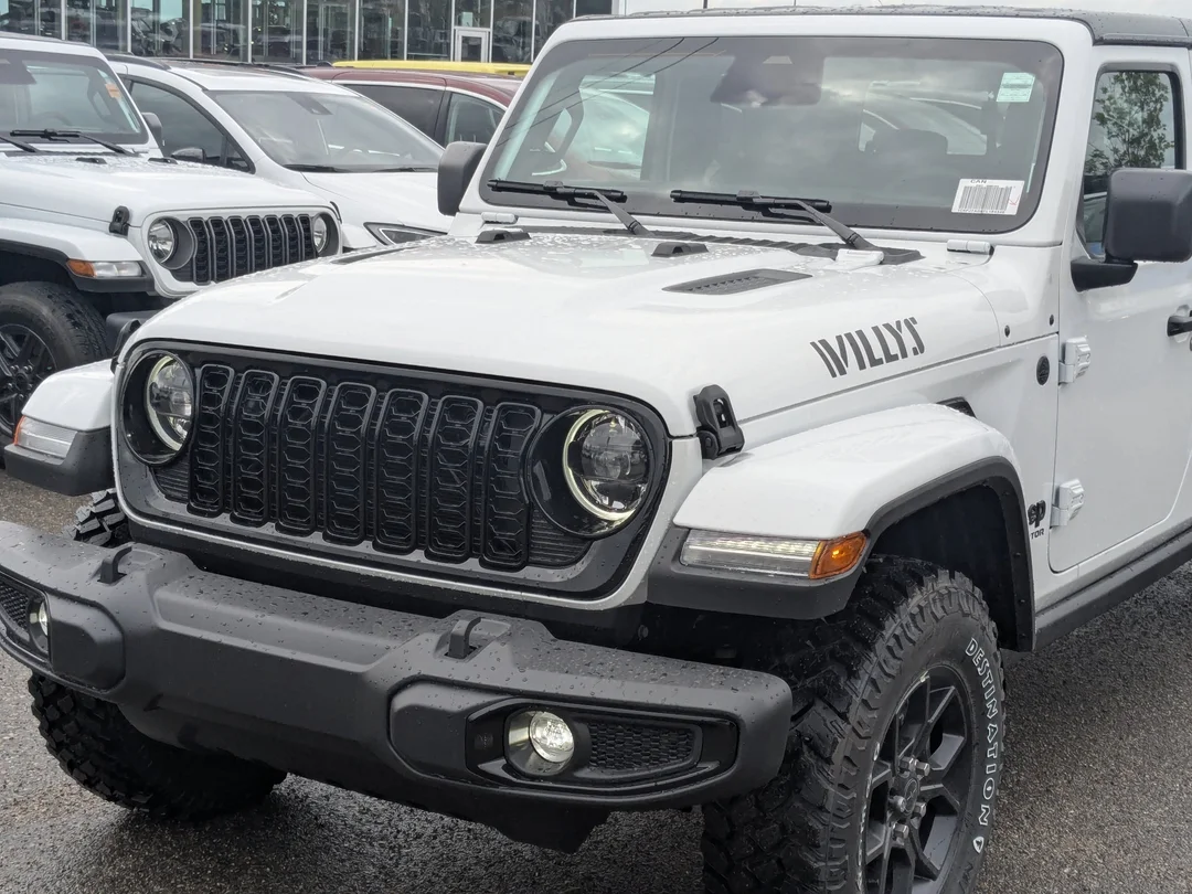 New 2026 White Jeep Willys - - 4x4 - E- Locker Rear Axle - Blk 3-Pc Freedom Top - Heated Seats - Willys Susp & More! image 10