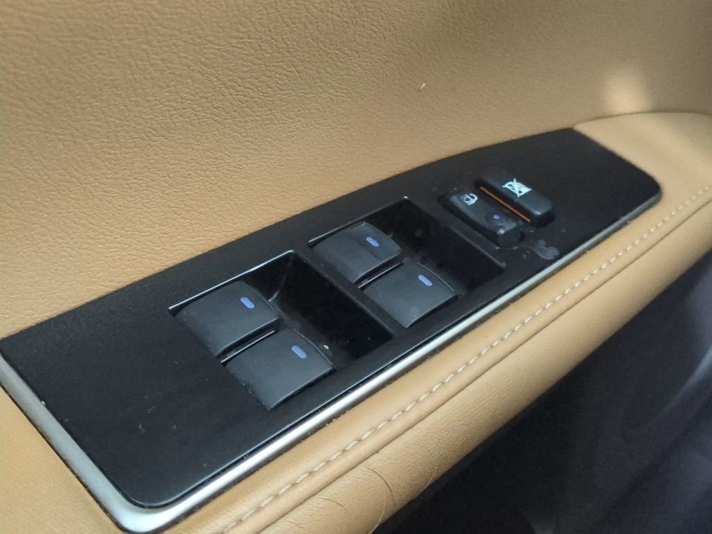 2018 Lexus ES 350 - Photo 29