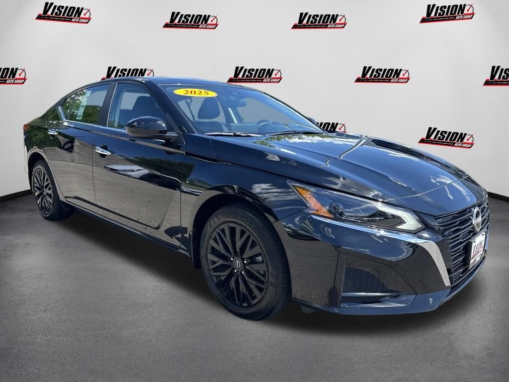 Used 2025 Black Nissan 2.5 SV image 3