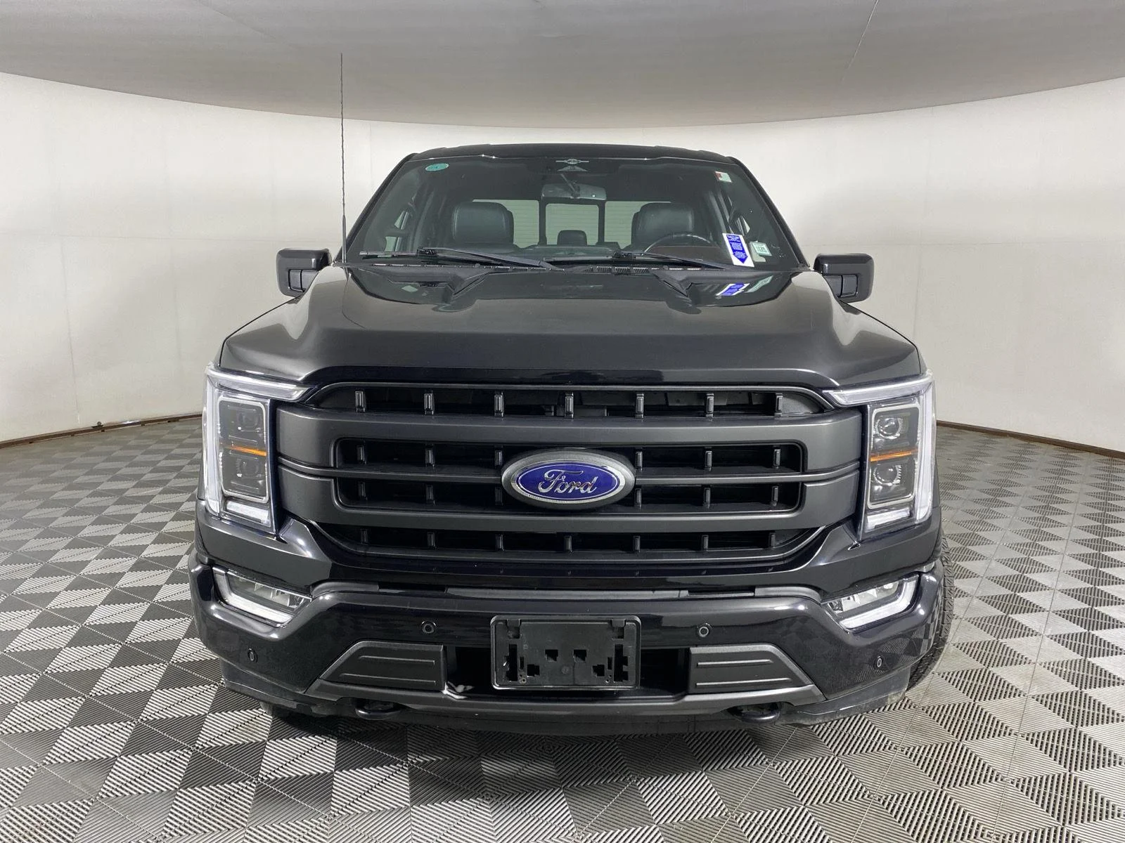 Used 2023 Agate Black Ford LARIAT image 4