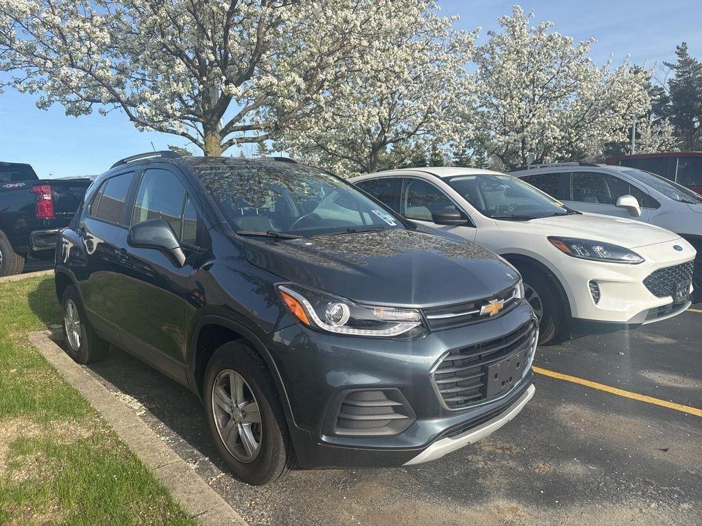 Used 2022 Shadow Gray Metallic Chevrolet LT image 4