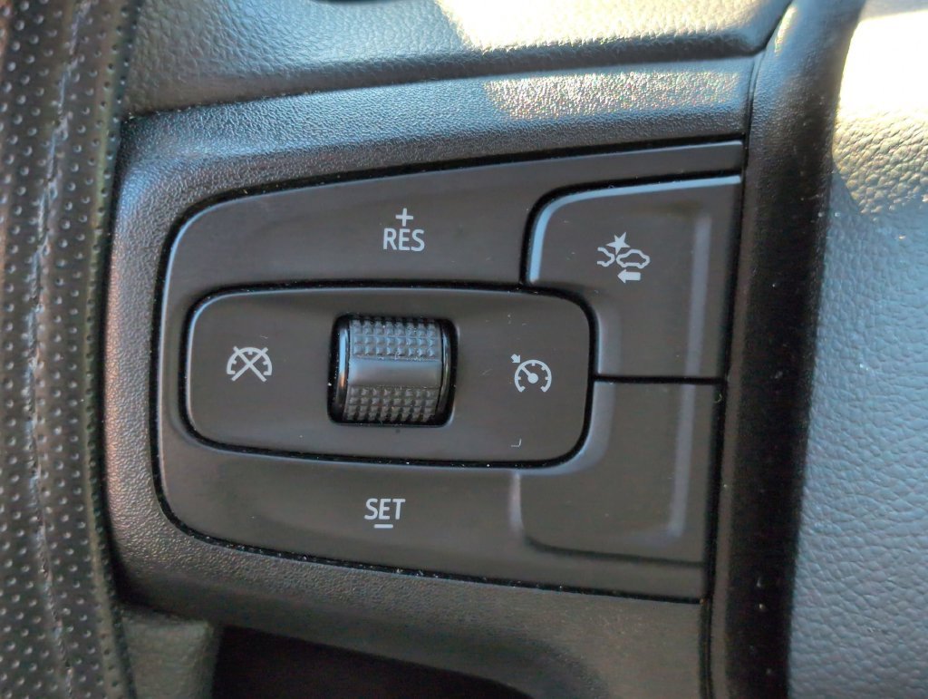 Used 2024 Blue Chevrolet Custom image 20