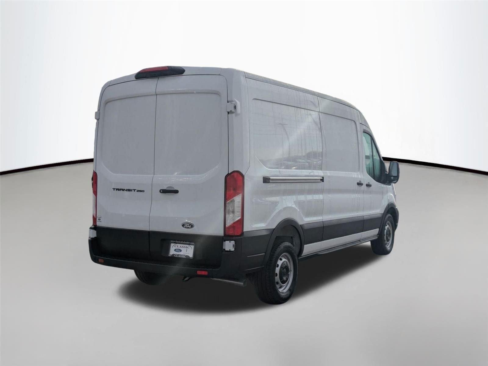 New 2026 Oxford White Ford Cargo Van image 5