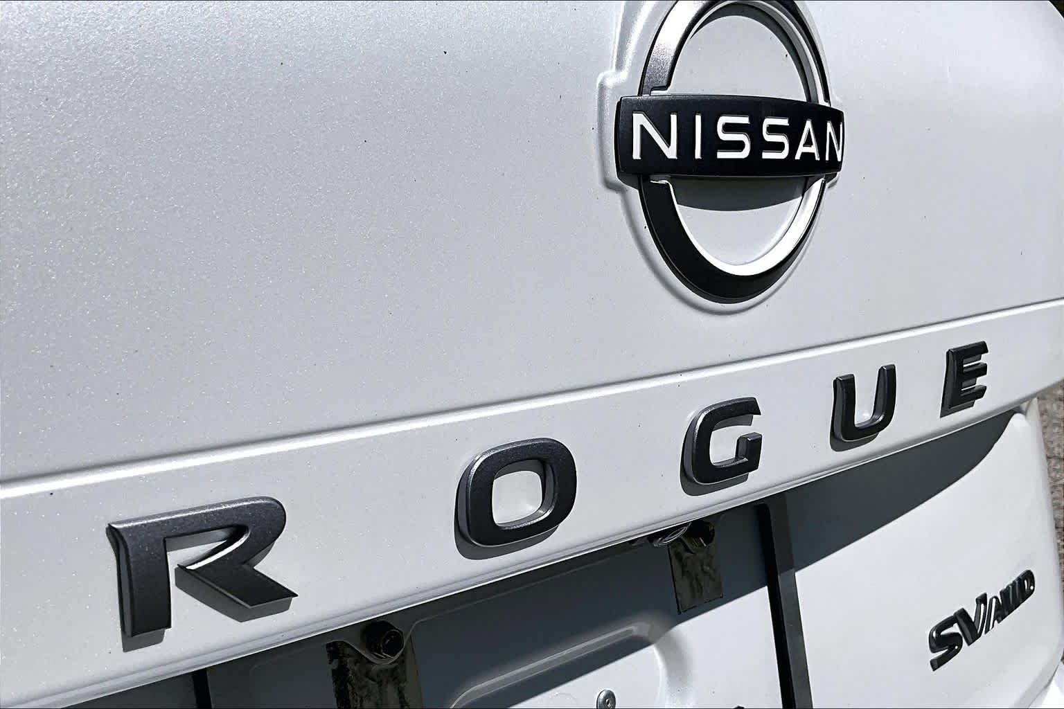 Certified Used 2024 Everest White P Nissan SV image 10
