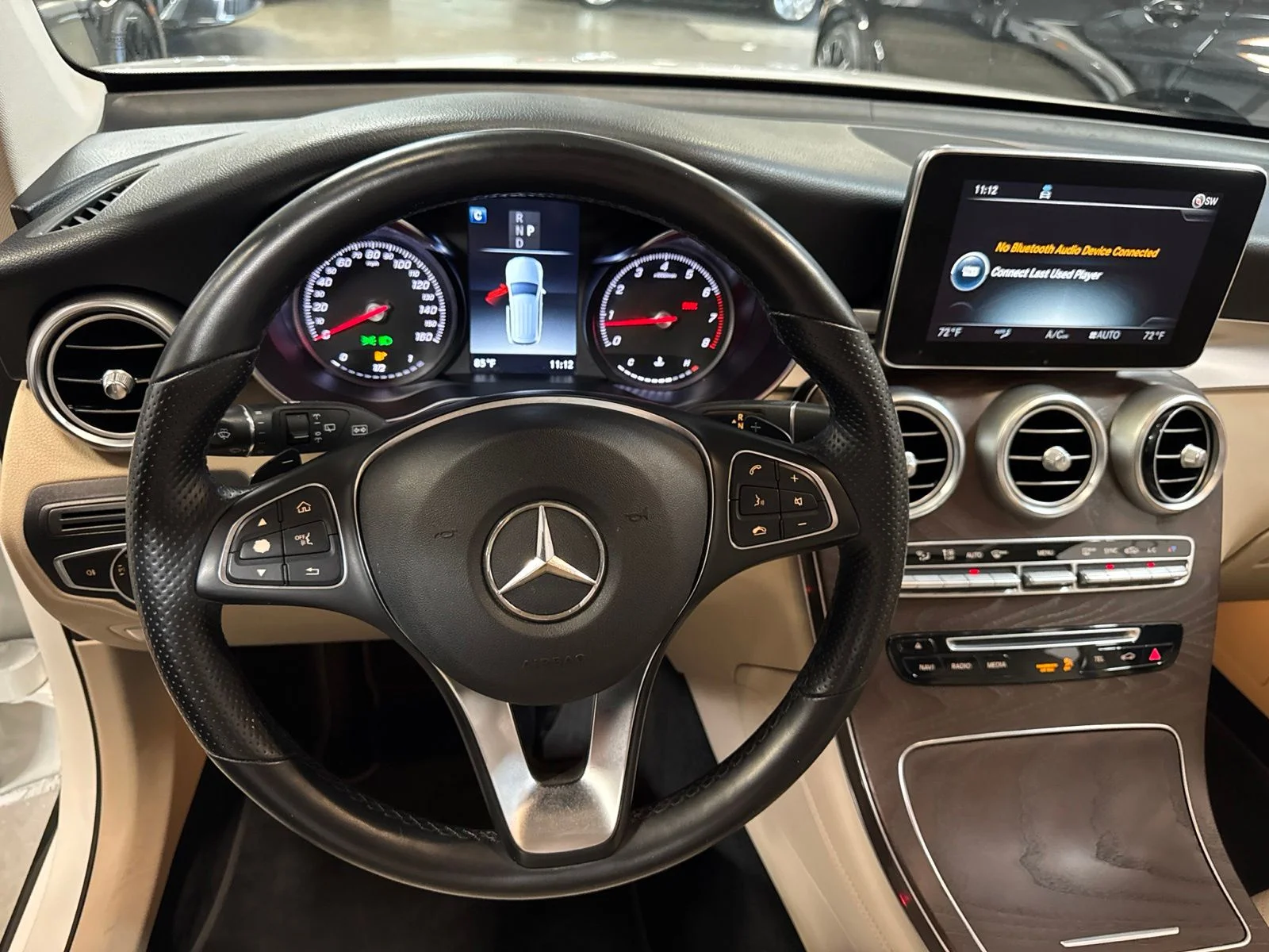 Used 2019 White Mercedes-Benz GLC 300 image 9