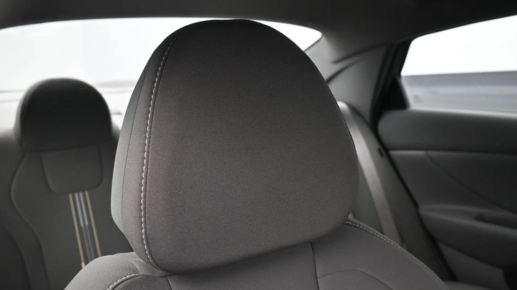 Used 2026 White Hyundai SEL Sport image 18