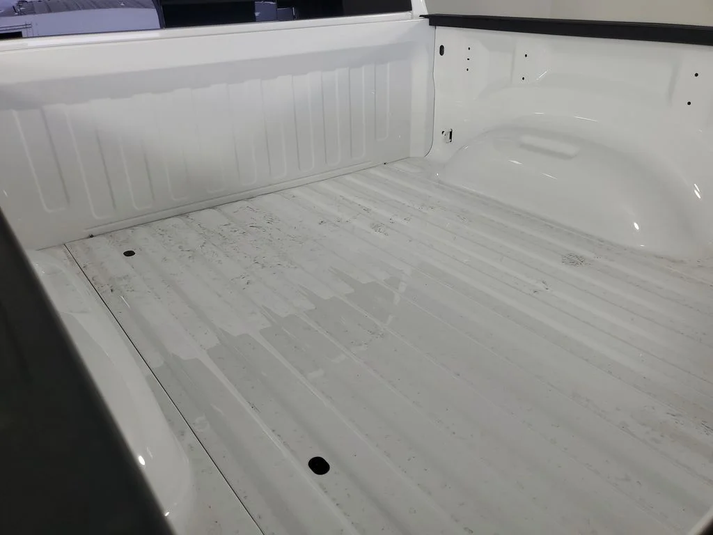 New 2026 Bright White Clear-Coat Exterior Paint RAM Tradesman image 33