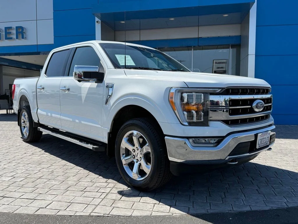 Used 2021 White Ford Lariat image 4