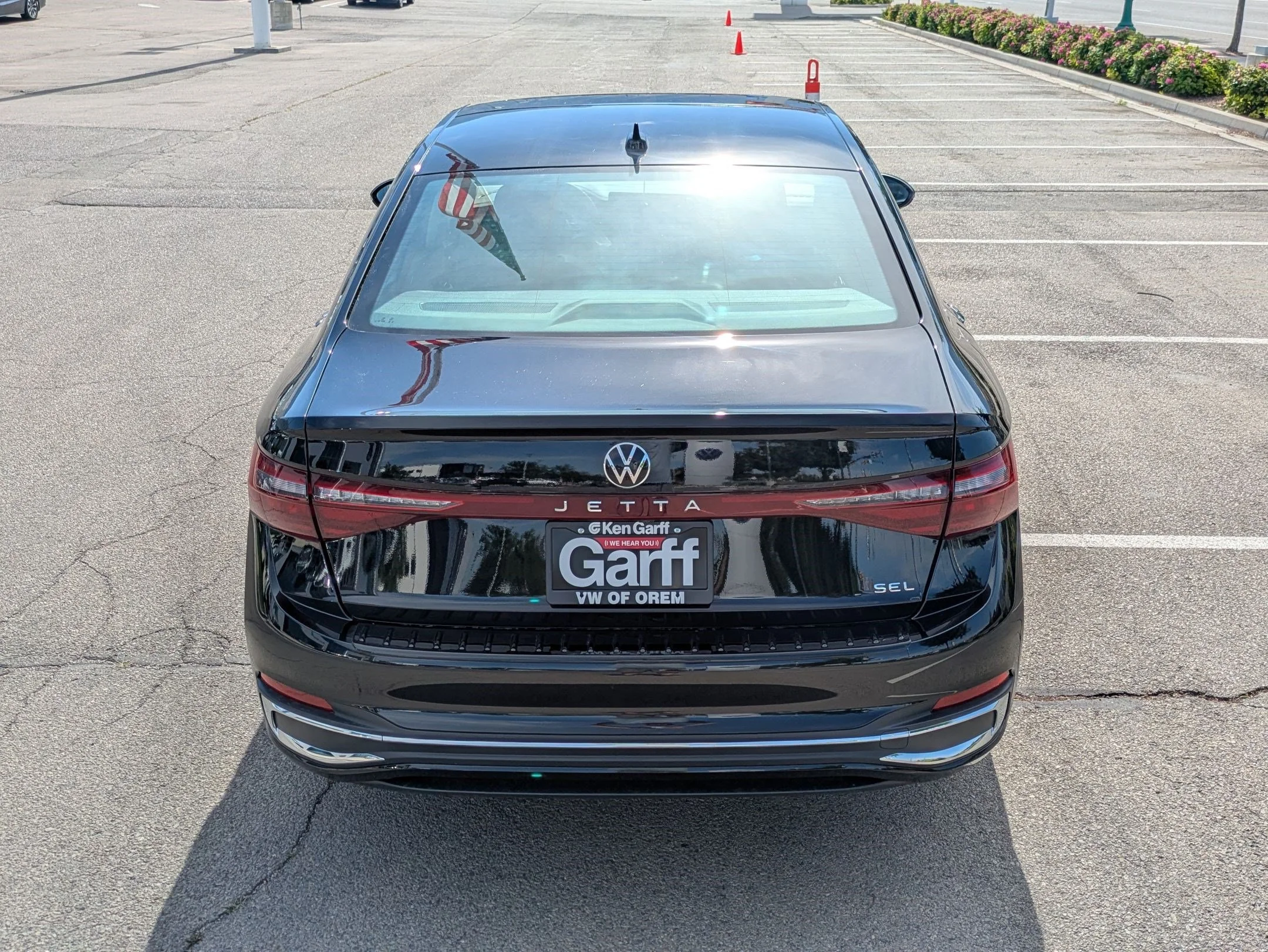 New 2026 Deep Black Pearl Volkswagen SEL image 4
