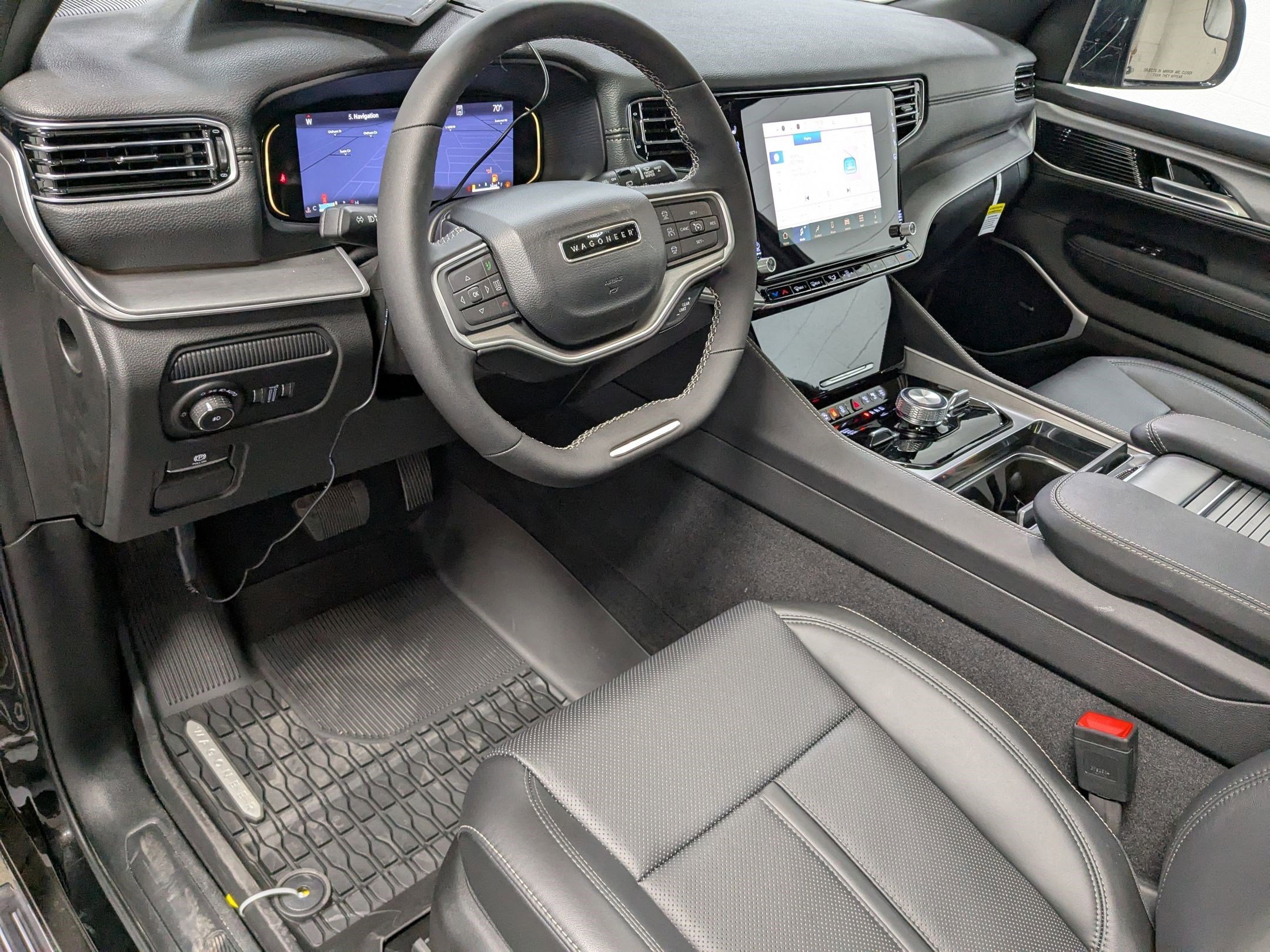 2025 Jeep Wagoneer Series III - Photo 10