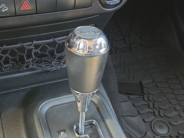 Used 2017 Gray Jeep Unlimited Sport image 26