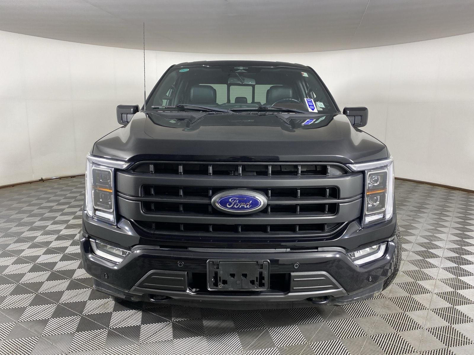 Used 2023 Agate Black Ford LARIAT image 4