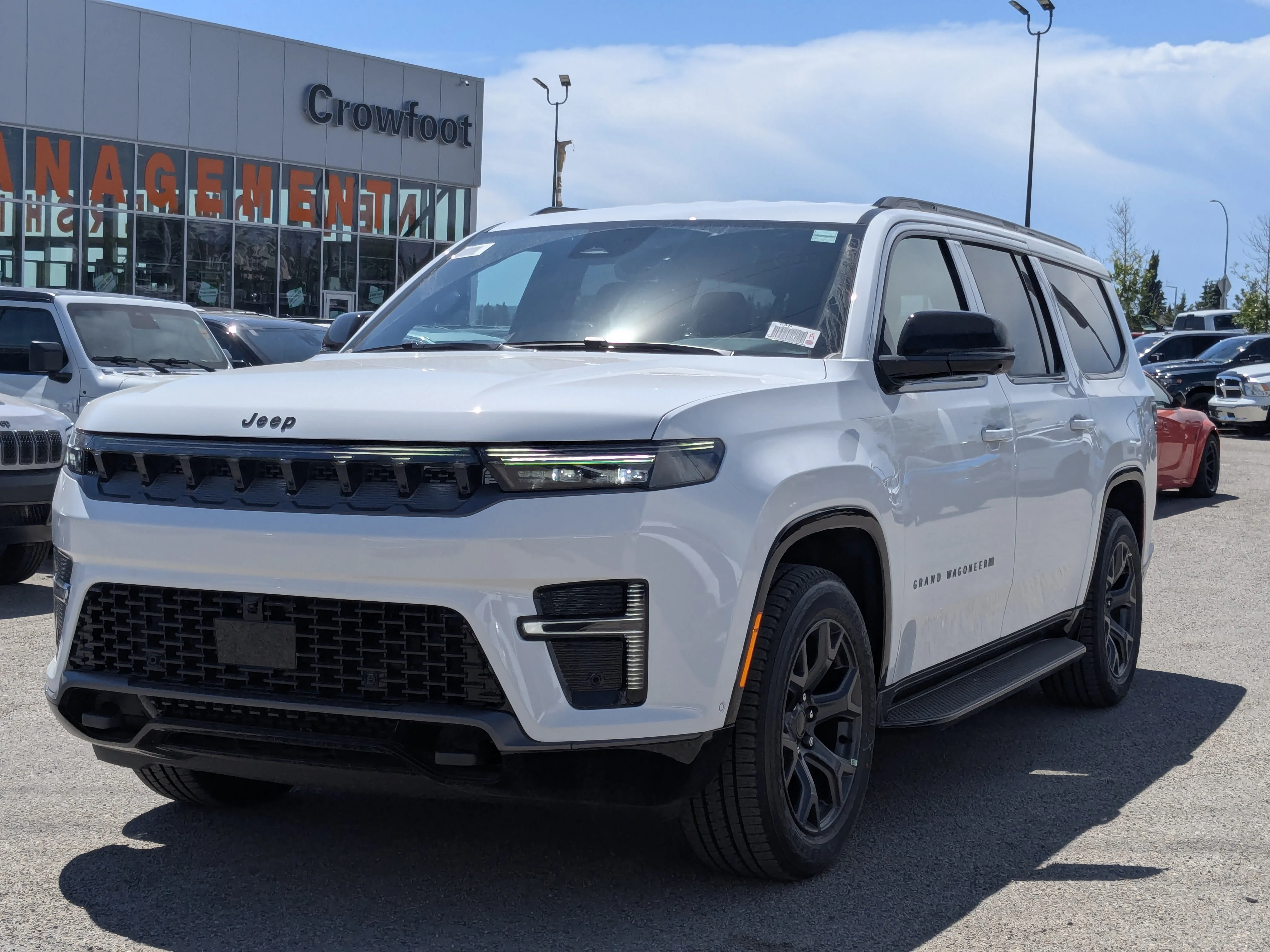 New 2026 White Jeep Limited Altitude - - 4x4 - 3.0L Hurricane Twin Turbo - HD Tow Pkg - 20 Blk Wheels & More! image 4