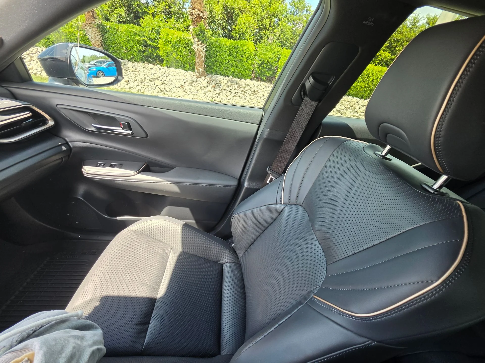 Used 2023 Black Toyota Platinum image 21