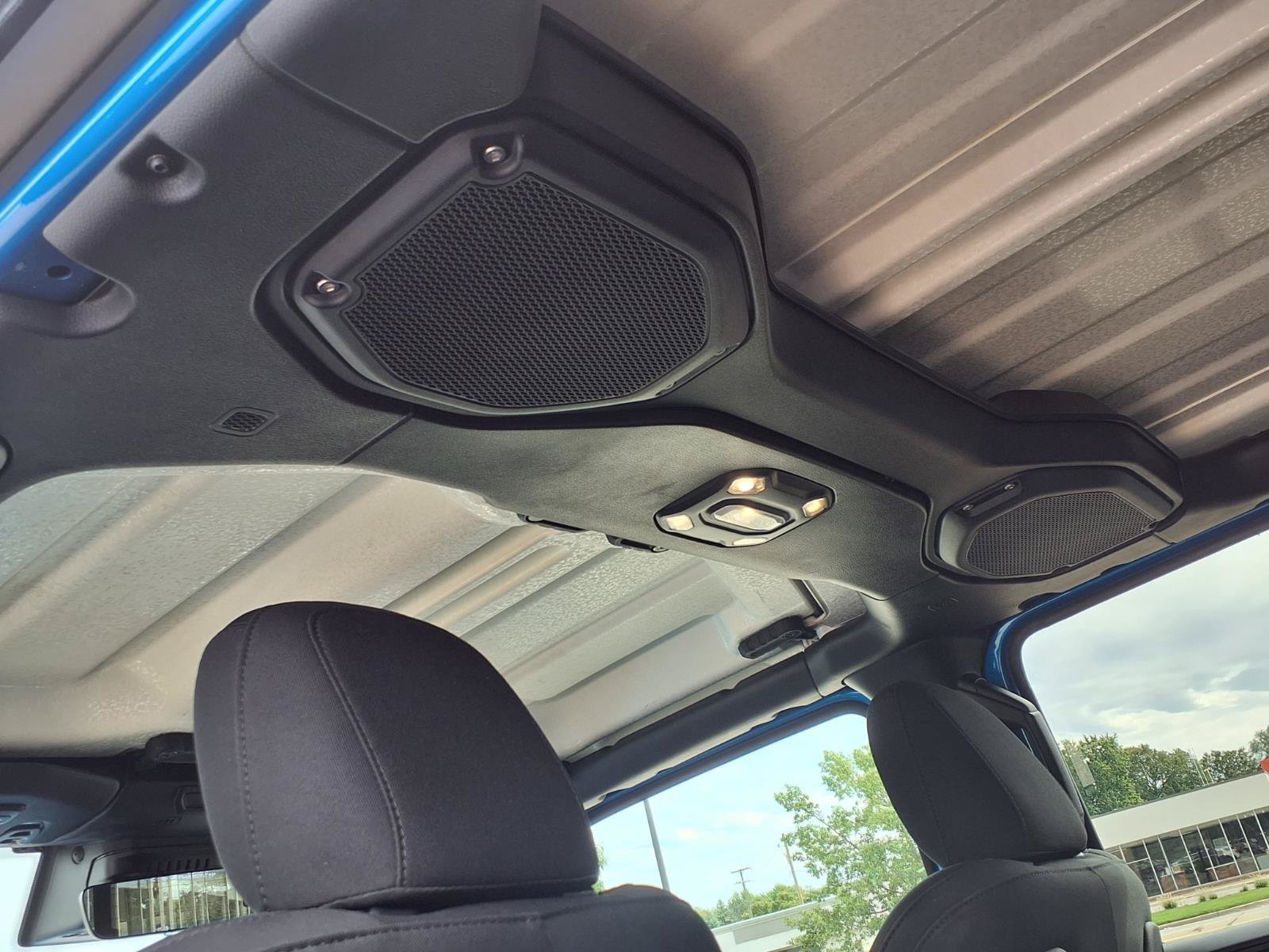 Certified Used 2023 Hydro Blue Pearlcoat Jeep Mojave image 22