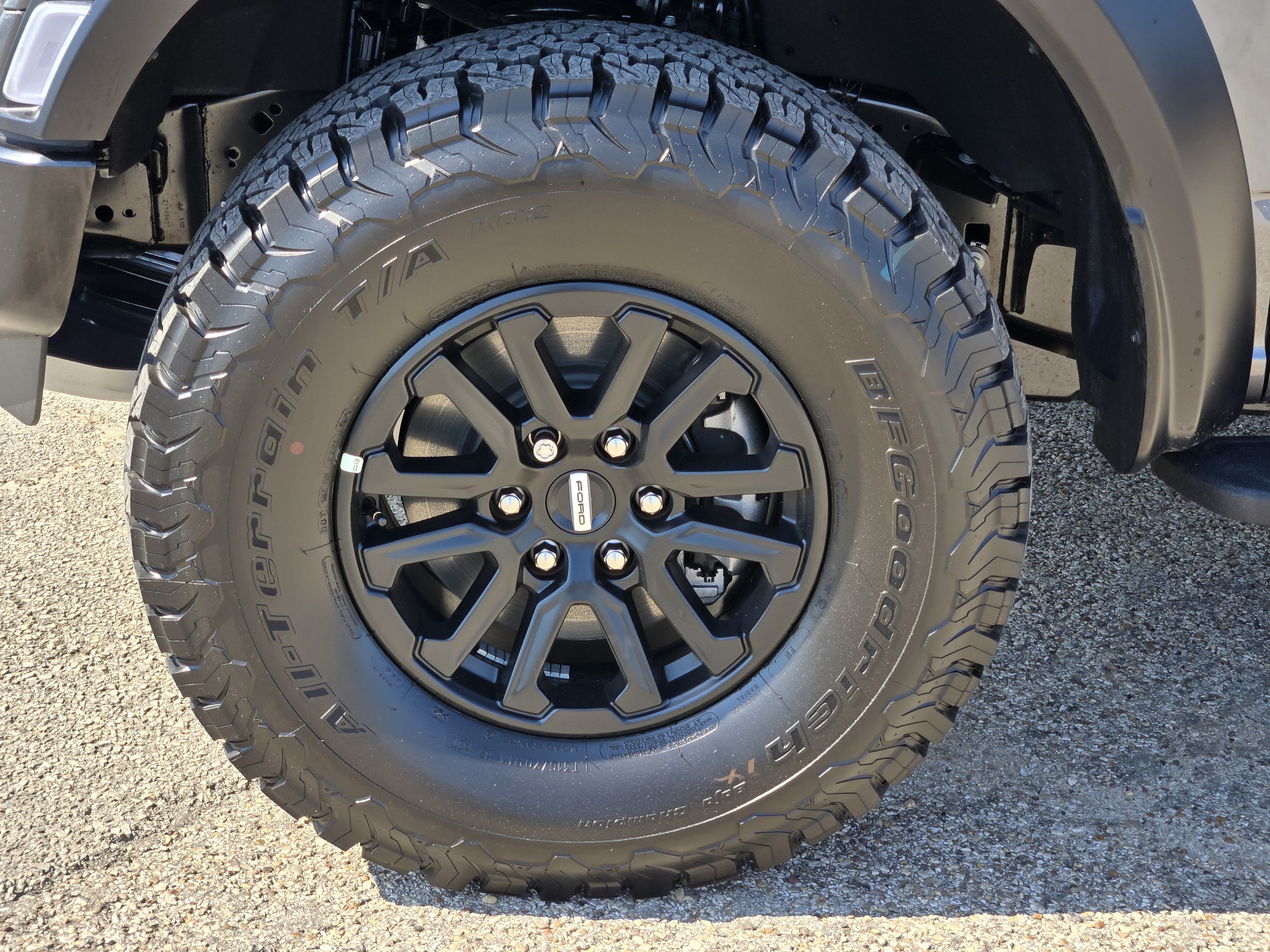 New 2026 Carbonized Gray Metallic Ford Raptor image 7