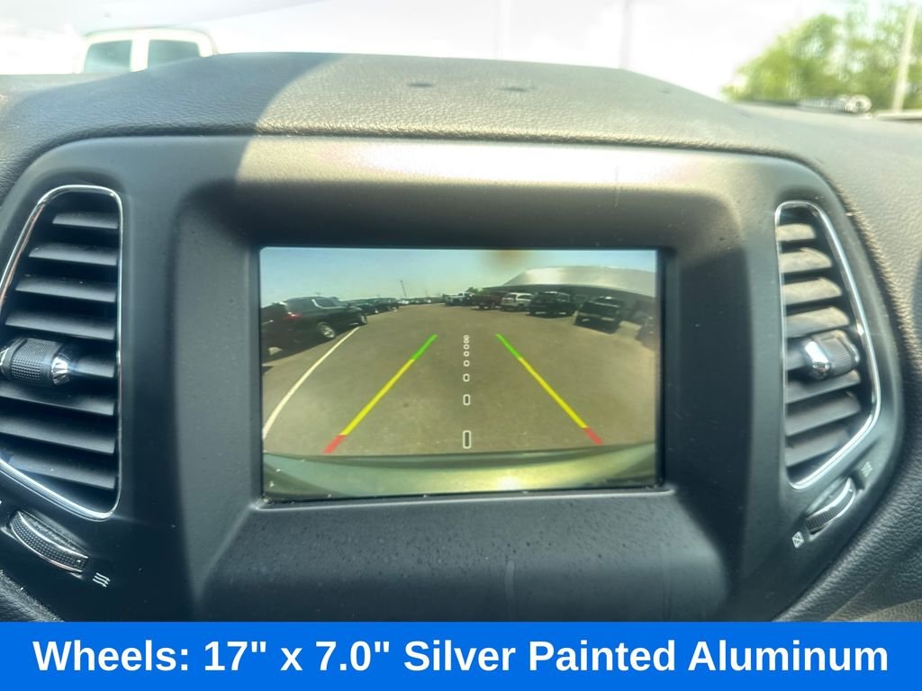 Used 2020 Green Jeep Latitude image 22
